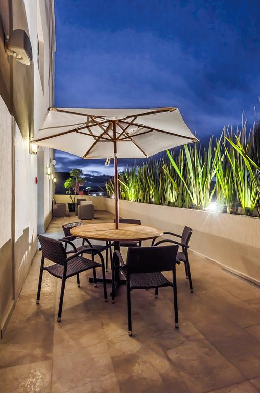 Hotel Zenith Tehuacán Kültér fotó