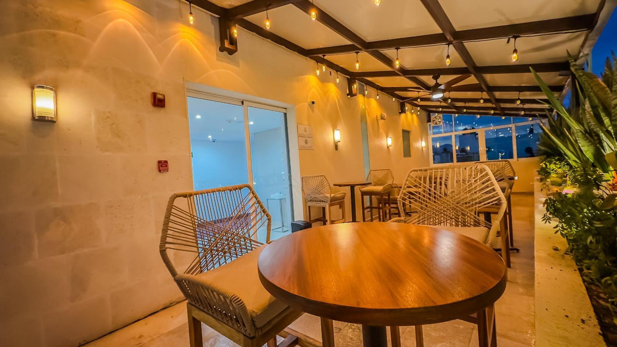 Hotel Zenith Tehuacán Kültér fotó