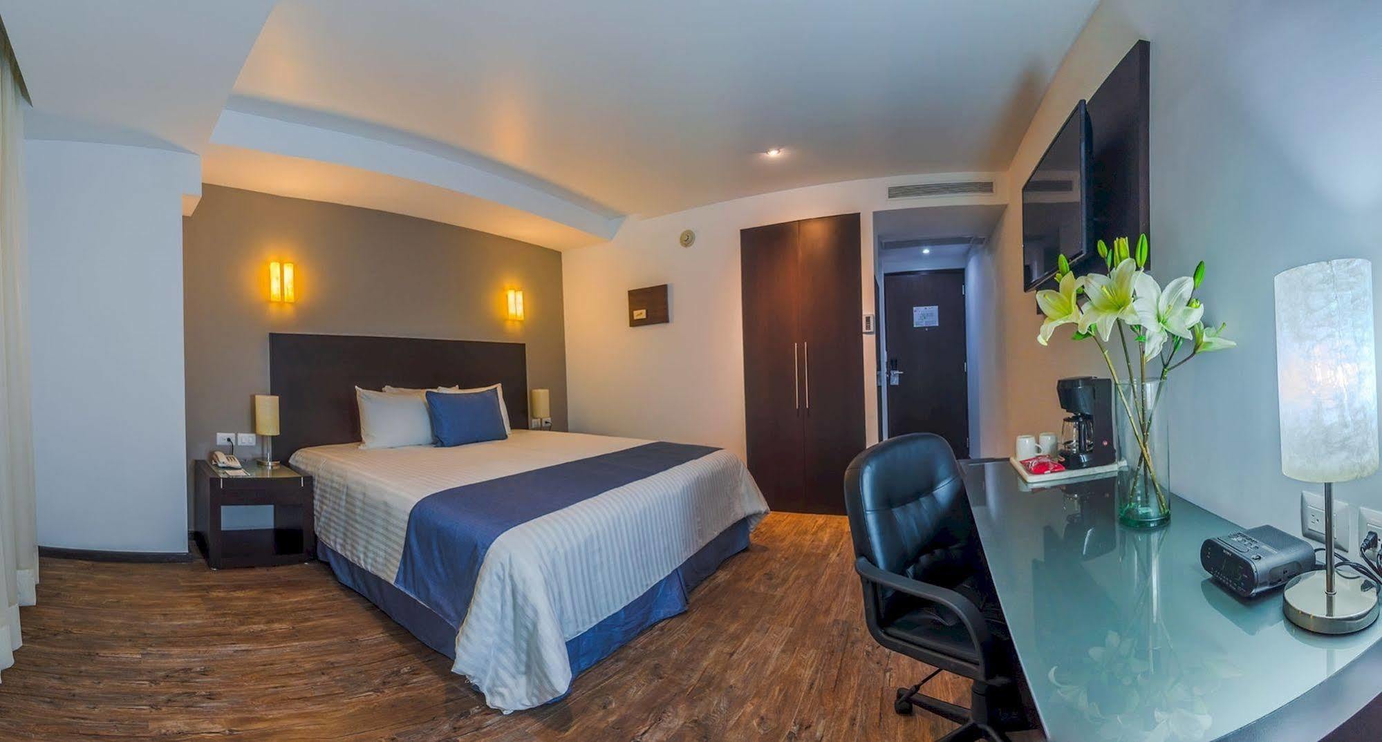 Hotel Zenith Tehuacán Kültér fotó