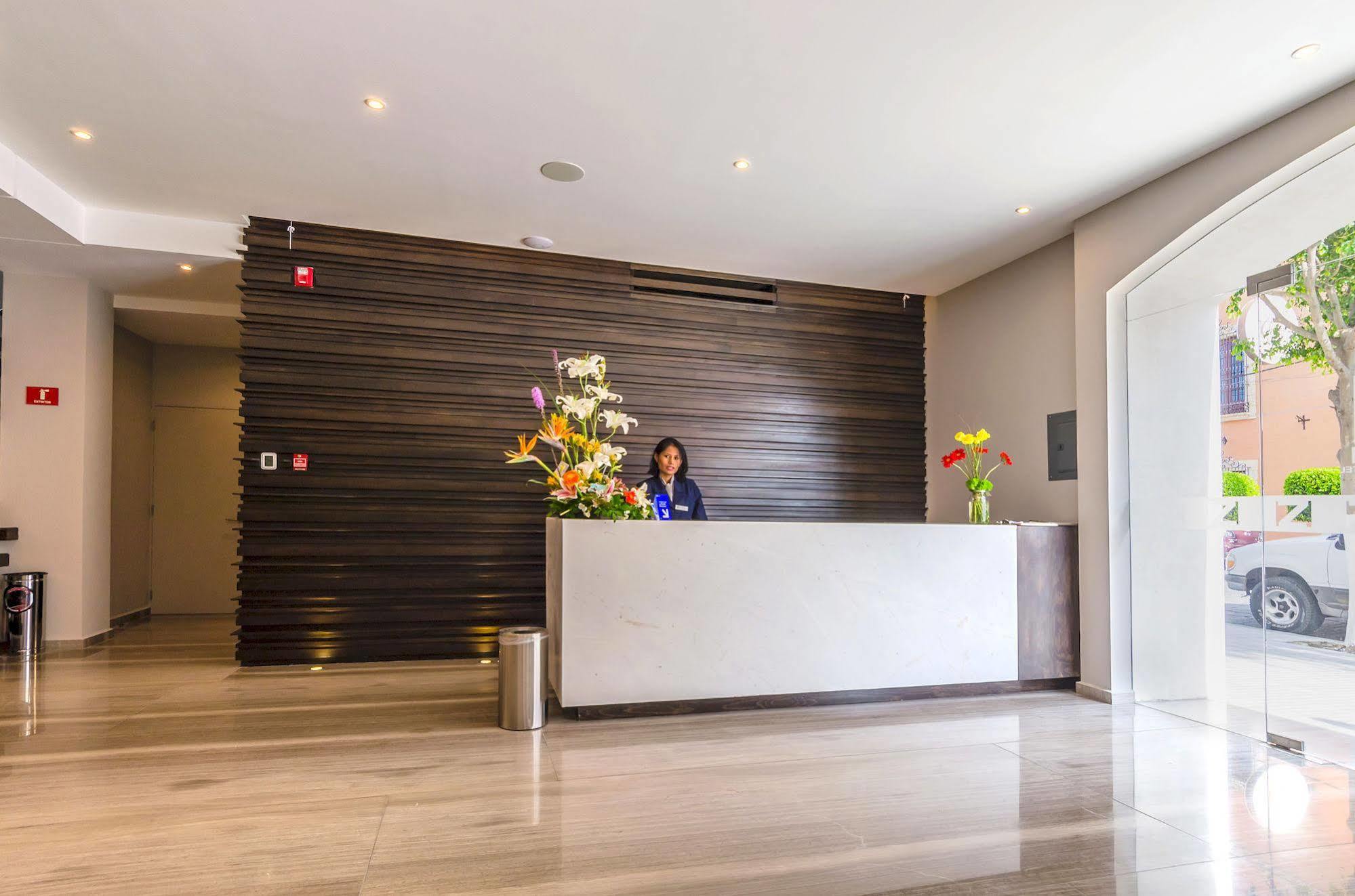 Hotel Zenith Tehuacán Kültér fotó