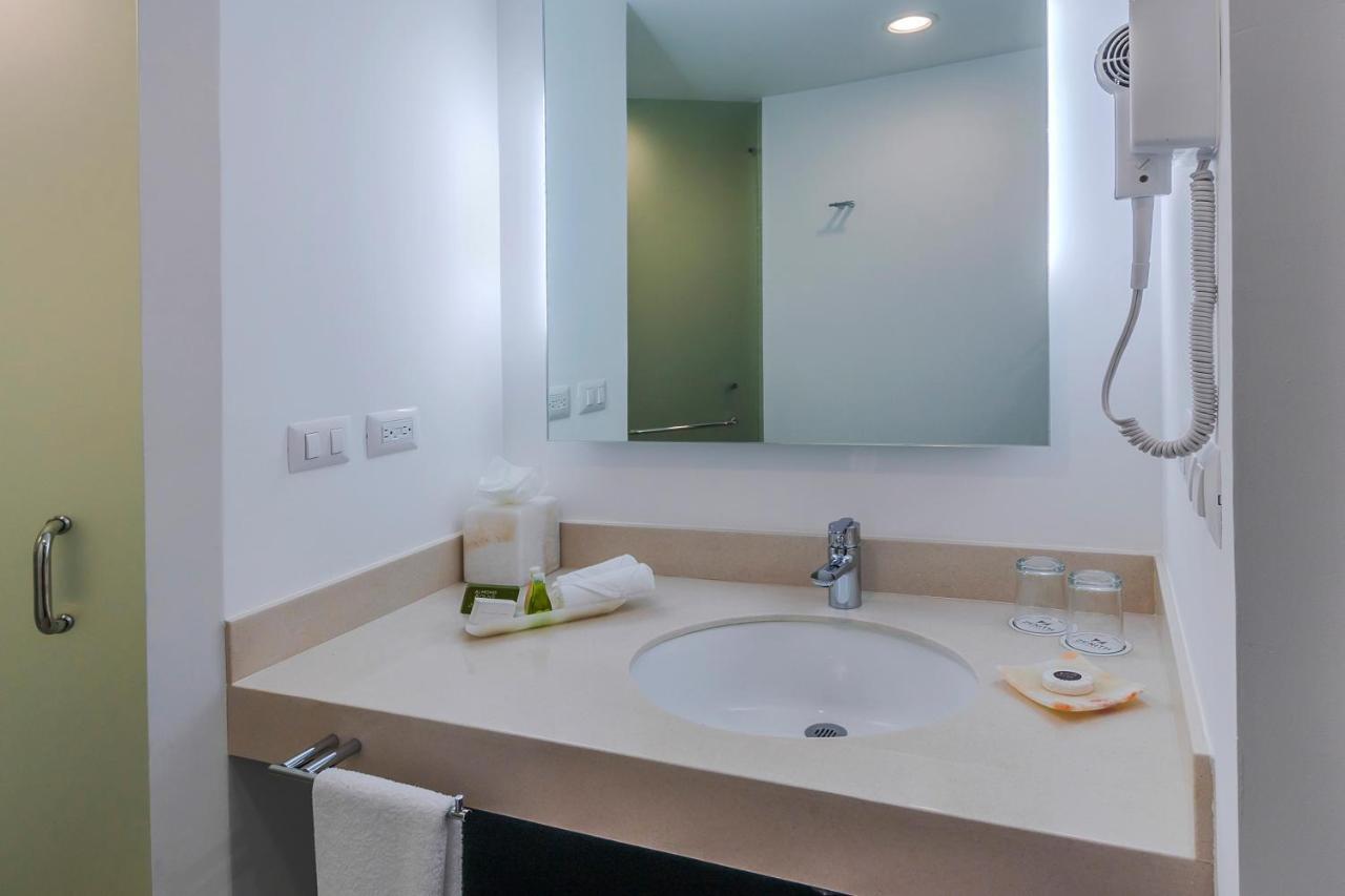 Hotel Zenith Tehuacán Kültér fotó